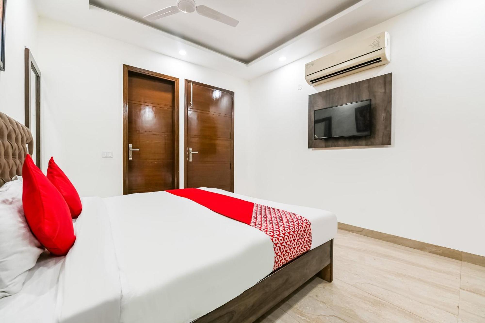 Hotel O Premium Rooms Chhatarpur Nueva Delhi Exterior foto