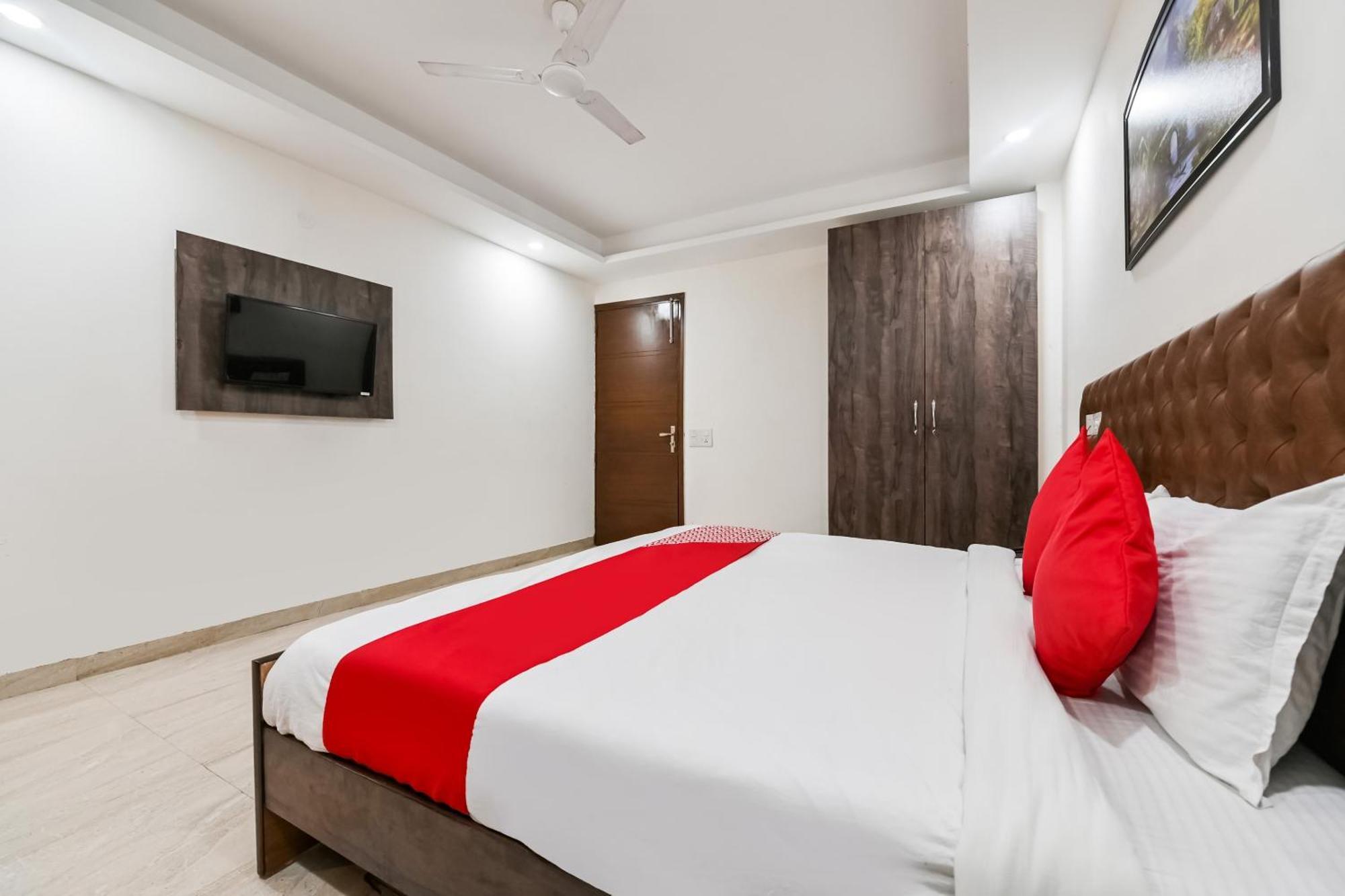 Hotel O Premium Rooms Chhatarpur Nueva Delhi Exterior foto